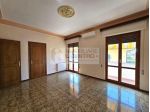 Appartamento 4 vani con garage, cantina e posto auto.