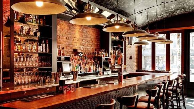 ALLE PORTE DEL CENTRO STORICO: Fano alle porte del centro
per chi desidera un'attività di bar e tabacchi in una posizione strategica, mettiamo in vend - Foto 2