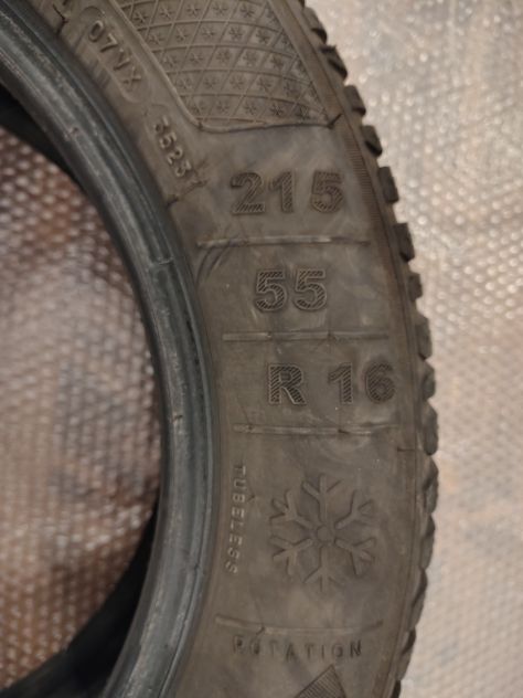 Gomme invernali Kleber 215/55 R16 usate 1 stagione - Foto 3