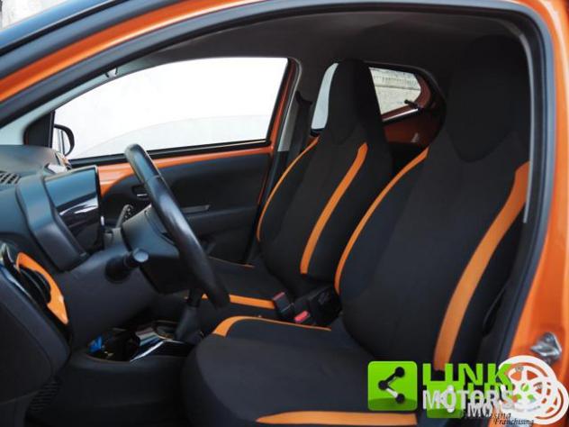 TOYOTA Aygo Connect orange 1.0 VVT-i 72 CV 5 porte x-wave - Foto 5