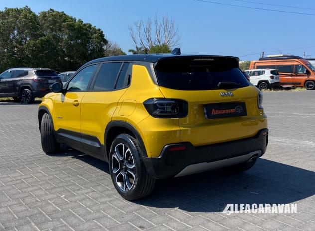 Jeep Avenger 1.2 turbo Summit fwd 100cv - Foto 6