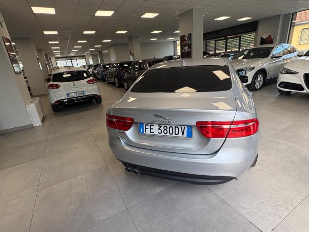 Jaguar XE Sport 2.0 TDI 180cv 2016 km 169000 - Foto 5