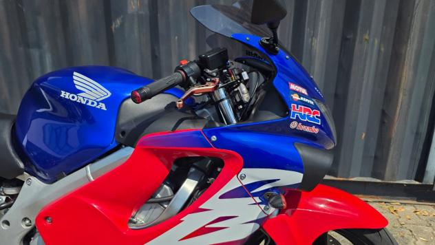 Honda CBR 600 F - Foto 9