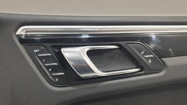 PANNELLO ANTERIORE DESTRO PORSCHE Macan Serie S 95B867106 (1418) - Foto 5