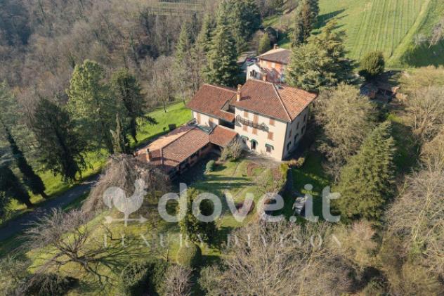 Rustico / Casale di 11000 m² con più di 5 locali e box auto in vendita a Sorisole - Foto 4