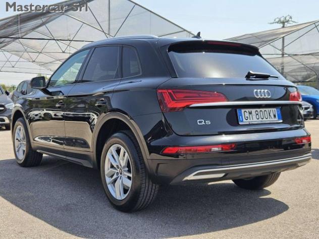 AUDI Q5 Q5 40 2.0 tdi mhev 12V Business quattro s-tronic - rif. 24001781 - Foto 4