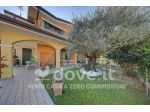 Casa indipendente di 170 m² con 4 locali e box auto in vendita a Cartura [r &hellip;