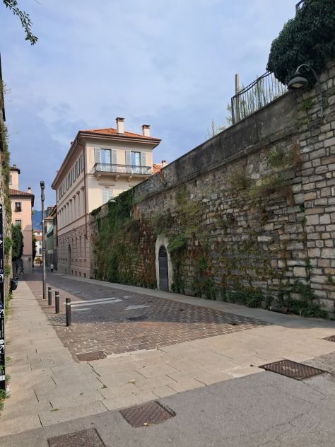 IN ZONA DI PREGIO! VIA DIAZ !