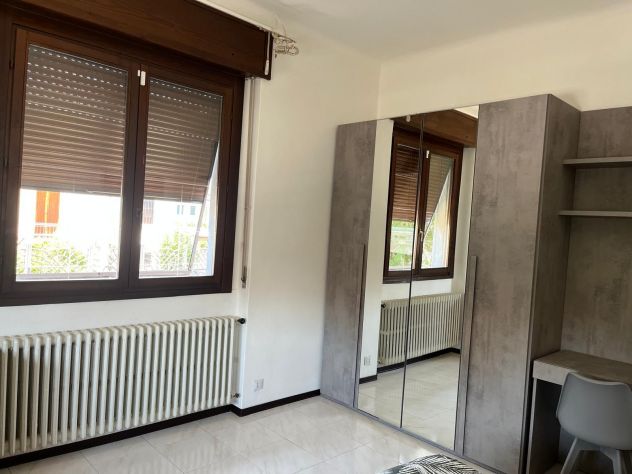 Castellanza stanza singola in villa con giardino - Foto 16