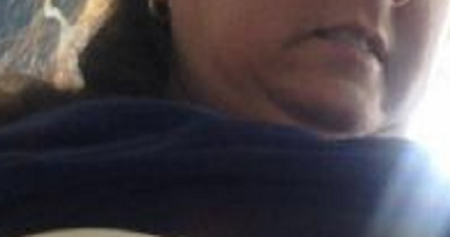 Donna di Aversa, 48 anni.  Fisico Pieno Tel: