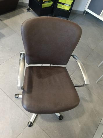 Attrezzature Parrucchiera lavatesta specchi poltrone - Foto 3