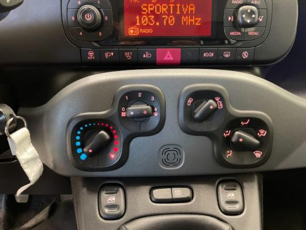 FIAT Panda 1.0 FireFly Hybrid City Cross 2WD *OK NEOPA.* rif. 24039610 - Foto 9