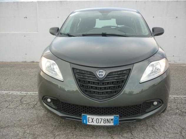 Lancia Ypsilon 1.2 69 CV 5 P. S Momodesign Km 80.000 - Foto 3