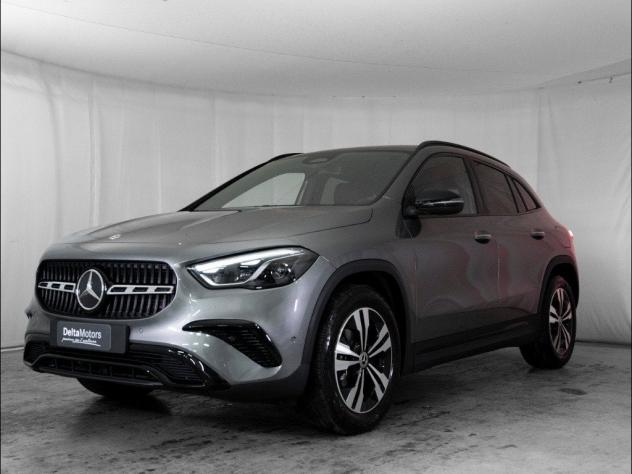 Mercedes-Benz GLA H247 180 d Automatic