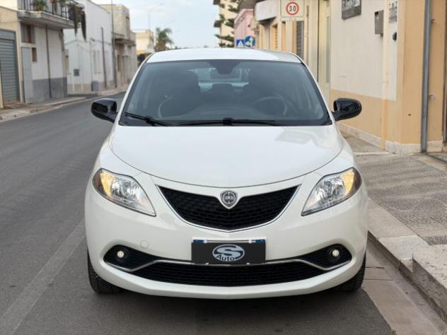 LANCIA Ypsilon 1.2 69 CV 5P. Gold rif. 23868693 - Foto 6