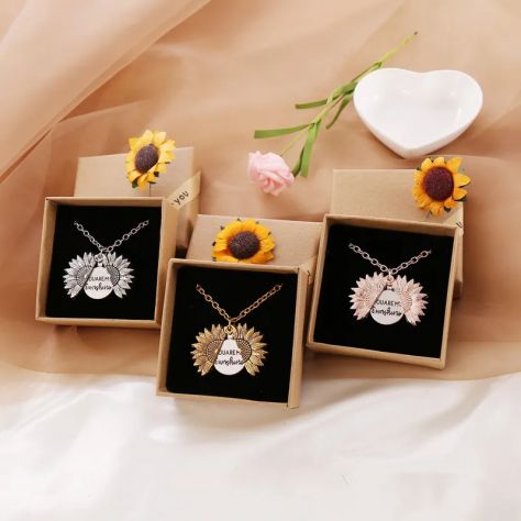 COLLANA DEDICA CIONDOLO GIRASOLE SUNSHINE INSCRIPTION SUNFLOWER PENDANT NECKLACE - Foto 5