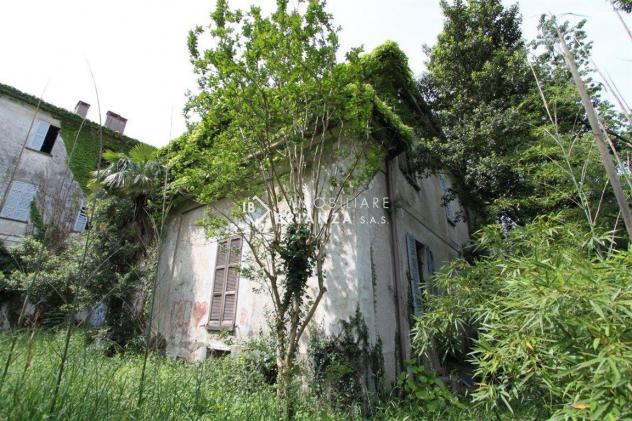 BESANA IN BRIANZA: IN VENDITA VILLA STORICA CON TERRENO EDIFICABILE DI MQ. 3.222 - Foto 12