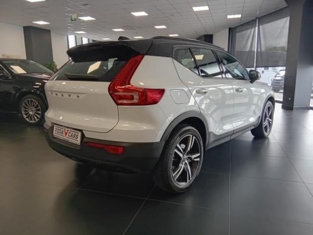VOLVO XC40 T5 Recharge Plug-in Hybrid R-design rif. 23827224 - Foto 8