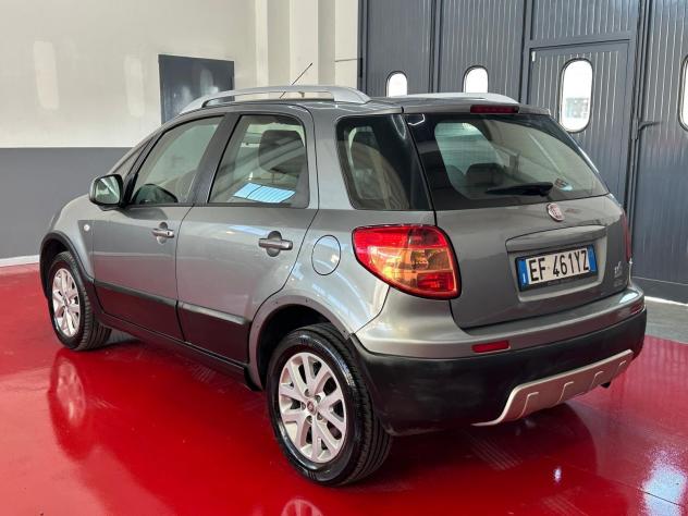 Fiat Sedici 2.0 MJT 16V DPF 4x4 Dynamic - Foto 8