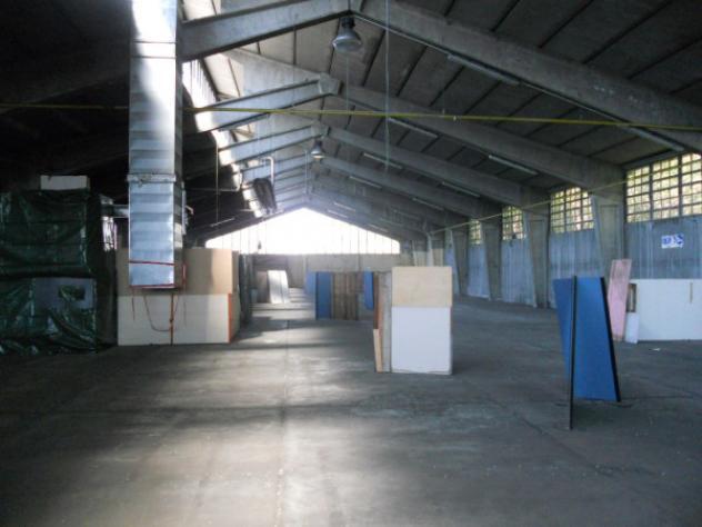 Immobile di 6489 m² con più di 5 locali in vendita a Corbetta - Foto 3
