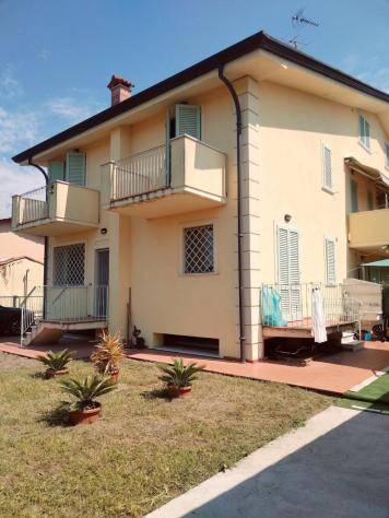Villetta a schiera angolare in vendita a Massa 140 mq Rif: 1425567 - Foto 2