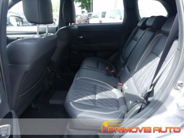 MITSUBISHI Outlander 2.4 MIVEC 4WD PHEV Intro Edition rif. 19505642 - Foto 6