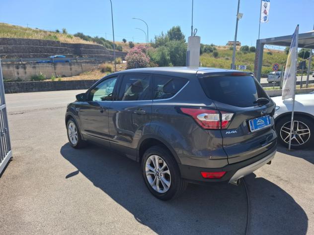 Ford Kuga 1.5 TDCI 120CV titanium anno 2019 - Foto 4