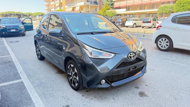 Toyota Aygo 1.0 VVT-i 72 CV 5 porte x-play LED NAVI CAR PLAY KAMER PDC BLUETOOTH CERCHI 16 - Foto 2