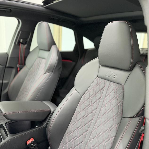 Audi Q5 SPB Identity black S line edition 204cv km0 |tetto+r21"+sedili sport| - Foto 8