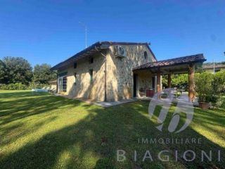Villa in affitto a Tonfano - Pietrasanta 170 mq  Rif: 1414210