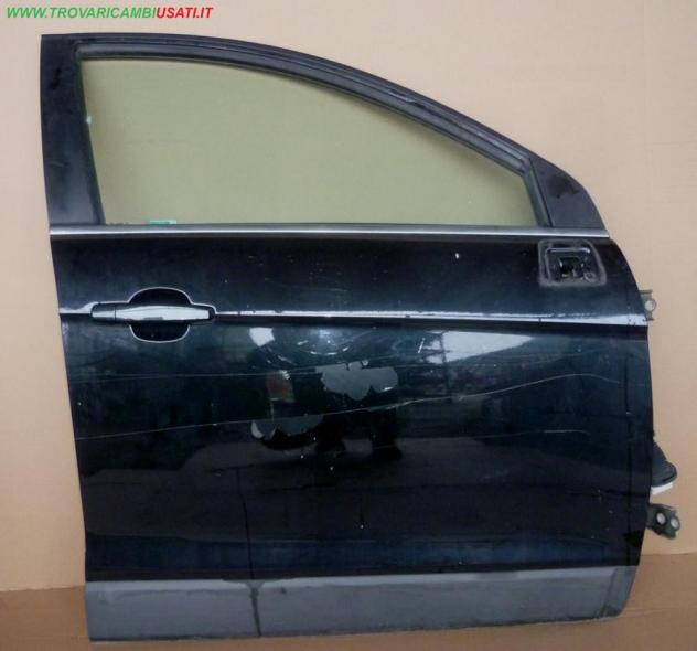 PORTA ANT. D. NERO MET. C/ALZ. E SERR. (Pic.Sfog.)  Carrozzeria  Lamierati esterni  Porte  Porta ant. dx. CHEVROLET - CAPTIVA - 01-02-2011 - 01-12-201