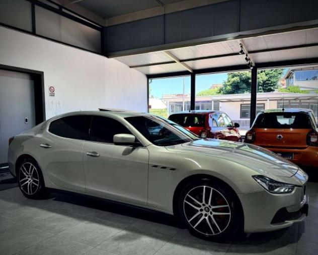 Maserati Ghibli 3.0 V6 250CV Diesel Restyling - Foto 6