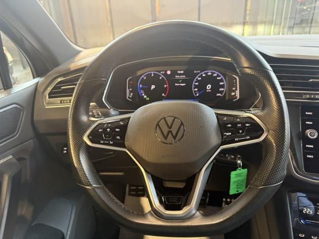 Volkswagen Tiguan 2.0 TDI SCR 110KW R-Line DSG - Foto 9