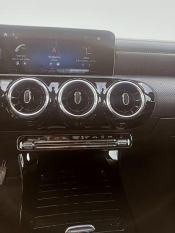 MERCEDES-BENZ CLA 200 d Automatic Shooting Brake rif. 21736312 - Foto 9