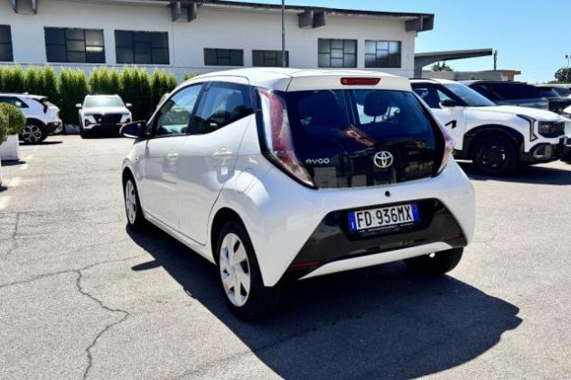 TOYOTA Aygo 1.0 VVT-i 69 CV 5 porte x-cite MMT rif. 24066679 - Foto 5
