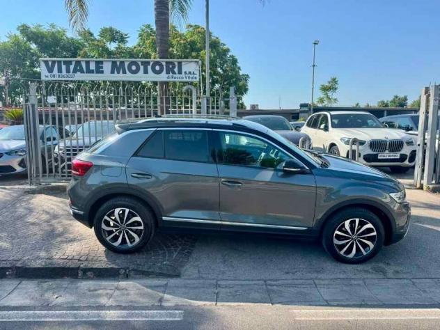 Volkswagen T-Roc 1.5 TSI ACT DSG Style 150 CV - Foto 8