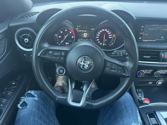 Alfa Romeo Stelvio 2.2 Turbodiesel 190 CV AT8 Q4 Sprint - Foto 10