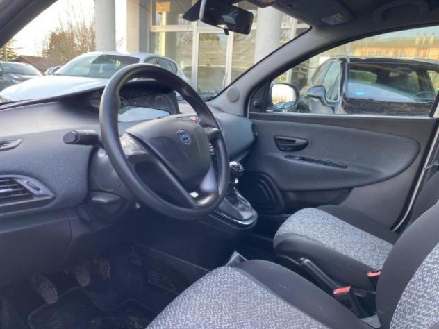 LANCIA Ypsilon 1.2 69 CV 5 porte GPL Ecochic Gold rif. 23353072 - Foto 9