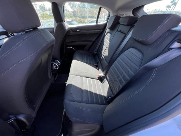 Alfa Romeo Stelvio 2.2 Turbodiesel 160 CV AT8 RWD Business - Foto 8