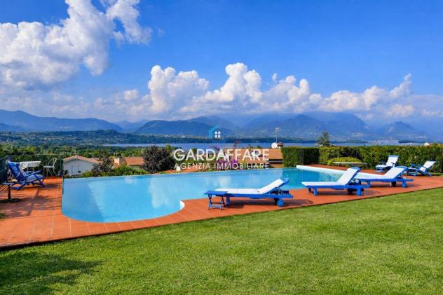 VILLA ESCLUSIVA VISTA LAGO MOZZAFIATO CON PISCINA PRIVATA A MANERBA DEL GARDA - Foto 2