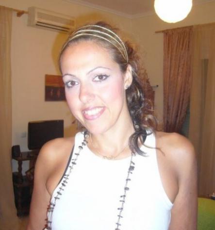 Nadia3939: alta 166cm, 56kg, cerco uomo vicino Tel: