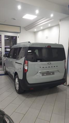 Ford Tourneo Courier Tourneo Courier Titanium 1.0 EcoBoost 125 cv manuale - Foto 4