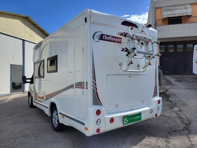 CAMPER CHALLENGER FORD SEMINTEGRALE BASCULANTE GARAGE CLIMATIZZATORE FOTOVOLTAICO GENERALI USATI - Foto 4