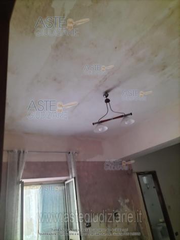 IMMOBILI-IMMOBILE RESIDENZIALE-VIA VITTORIO VENETO 42 - Foto 2