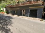 IN ESCLUSIVA LOCHIAMO IMMOBILE COMMERCIALE DI MQ.100 Circa con ampie vetrin &hellip;