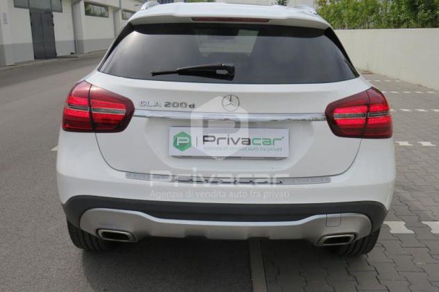 Mercedes-Benz GLA 200 d Automatic Sport - Foto 6