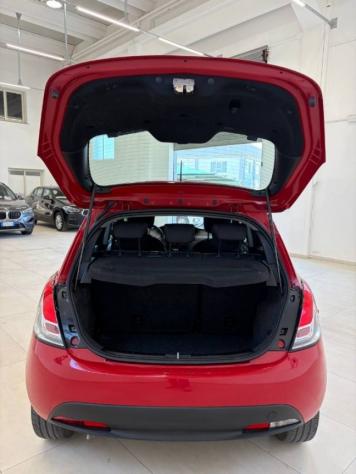 LANCIA Ypsilon 1.0 FireFly 5 porte S&S Hybrid Ecochic Gold i,m rif. 24159190 - Foto 6