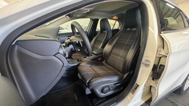 MERCEDES-BENZ GLA 220d SPORT 2.2 177CV - 2016 - Foto 10