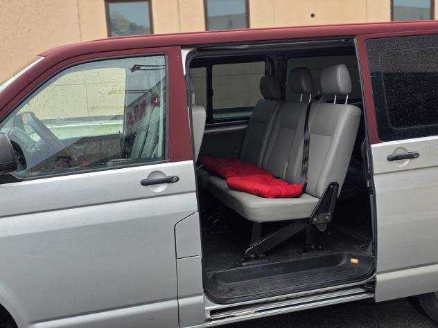 Volkswagen Transporter 2.0 TDI 102CV PL Kombi - Foto 7