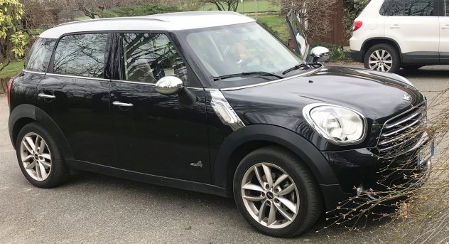 MINI COOPER D COUNTRYMAN ALL4 - Foto 4